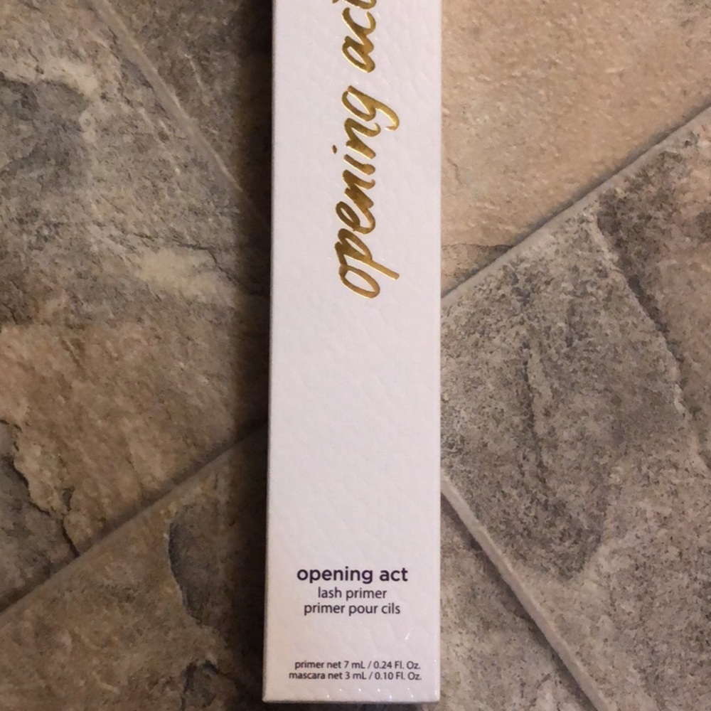 Tarte opening act lash primer